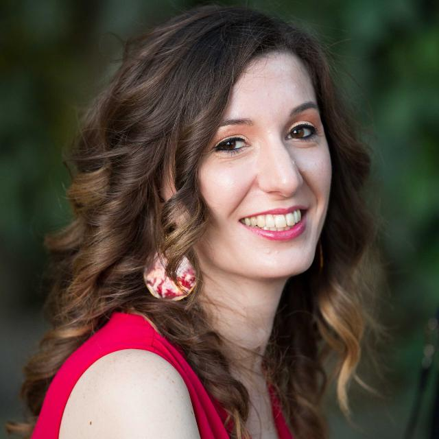 Chiara Flisi, counselor e coach, ritratto in luce naturale